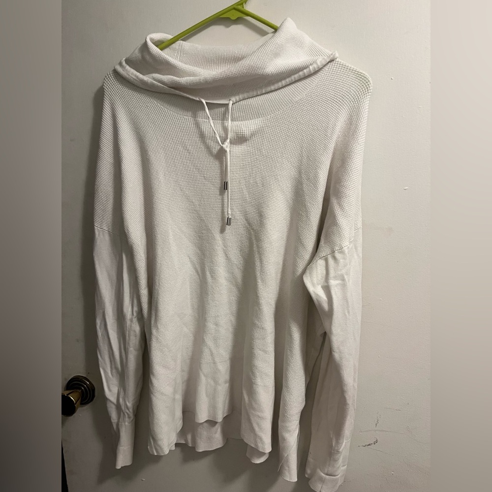 Pull over turtle neck sweater